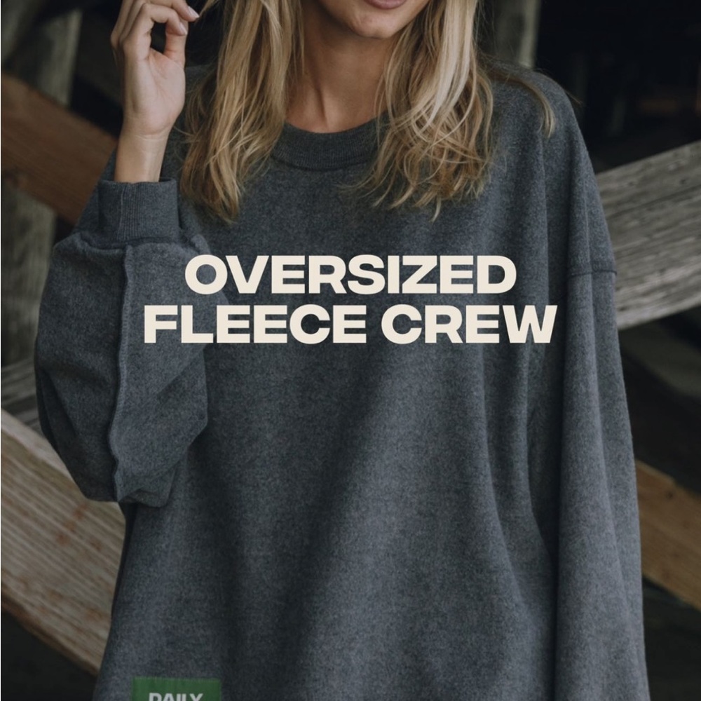 DAILY DRILLS Oversized Gray Fleece Crew XS